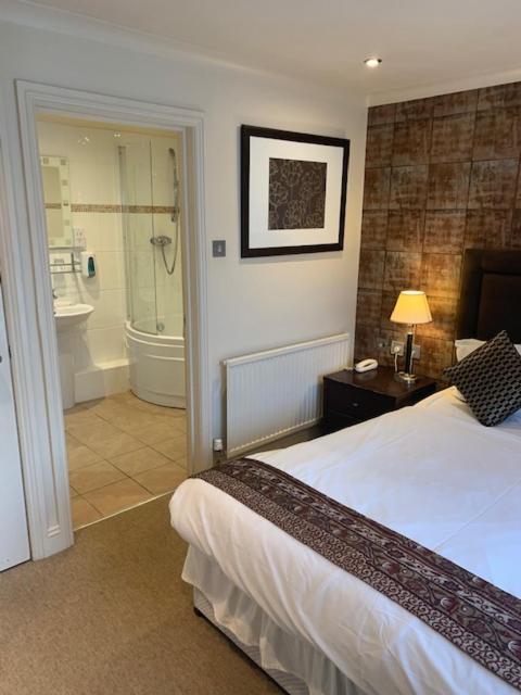 The Yeovil Court Hotel Esterno foto