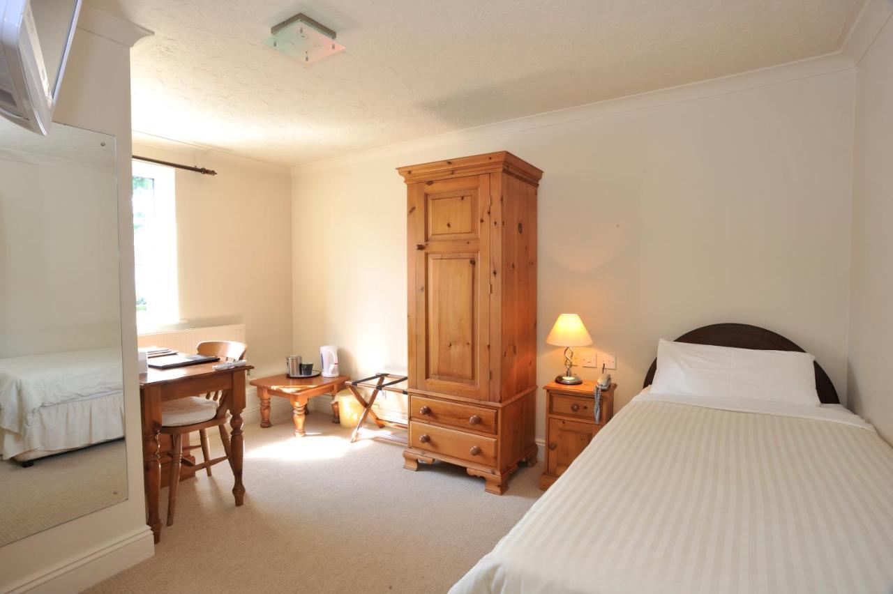 The Yeovil Court Hotel Esterno foto